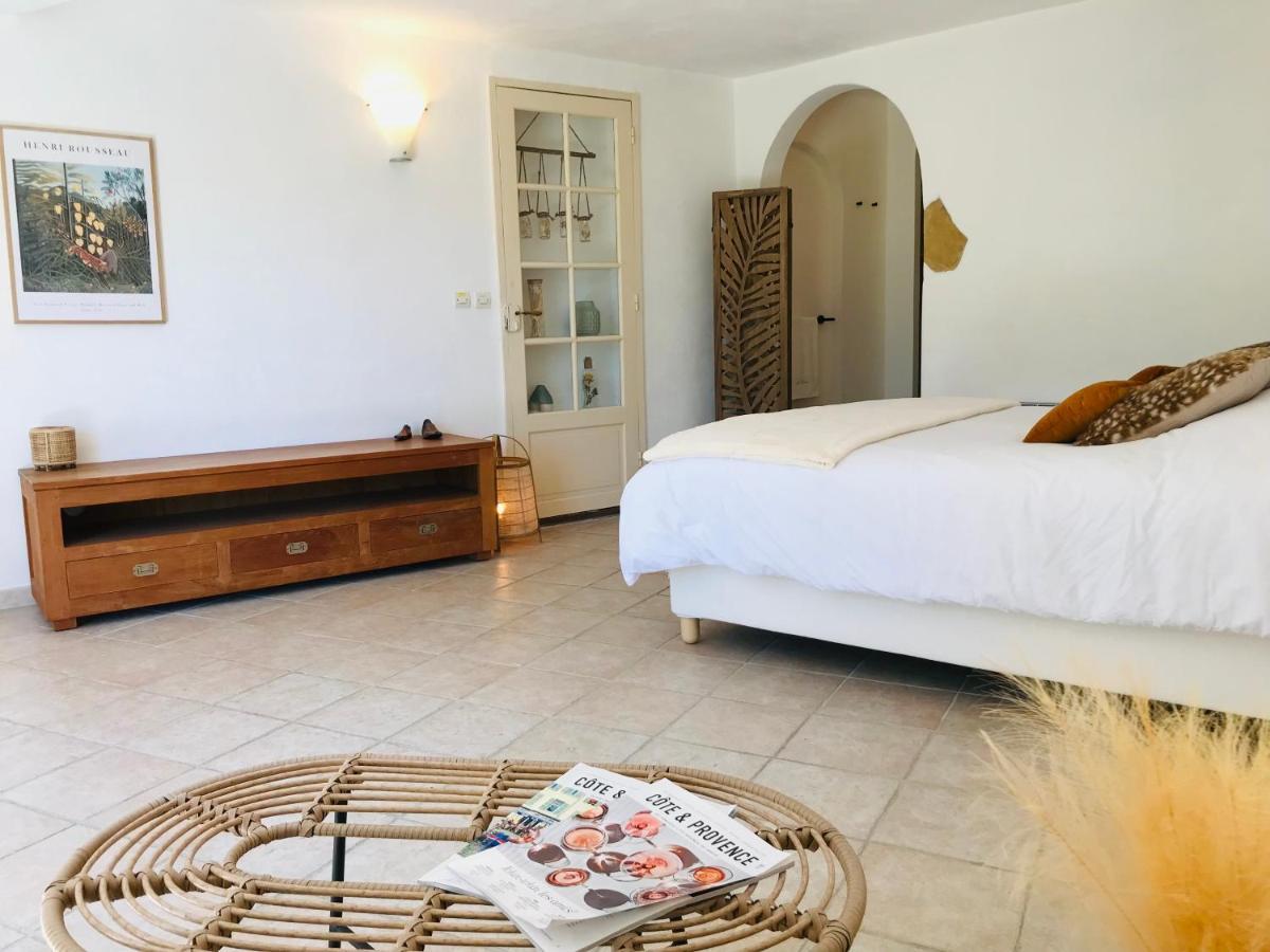 Les Bosquets Bed & Breakfast Lorgues Exterior foto